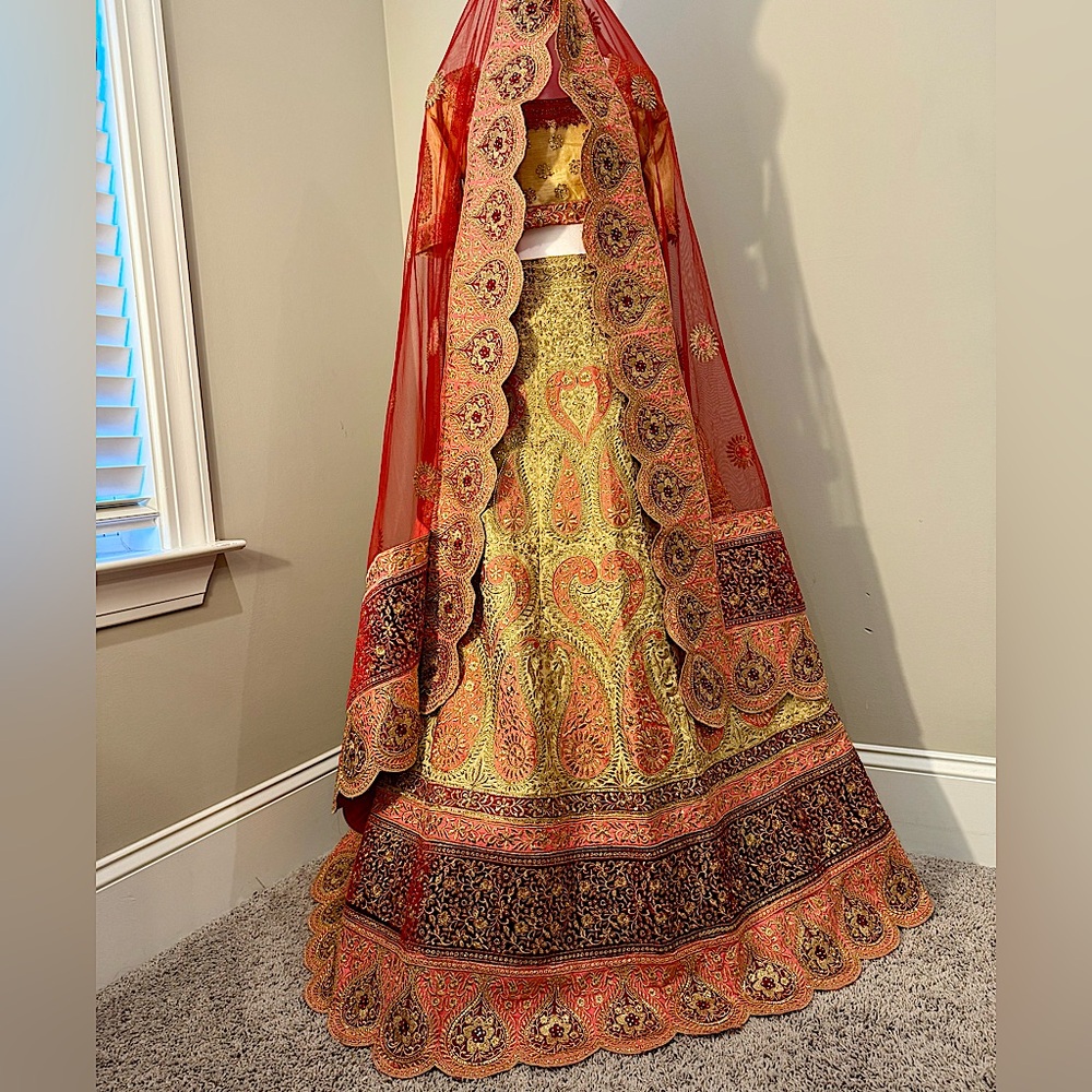 New, never worn pink and gold rhinestone scallopped  Lehenga Indian bridal